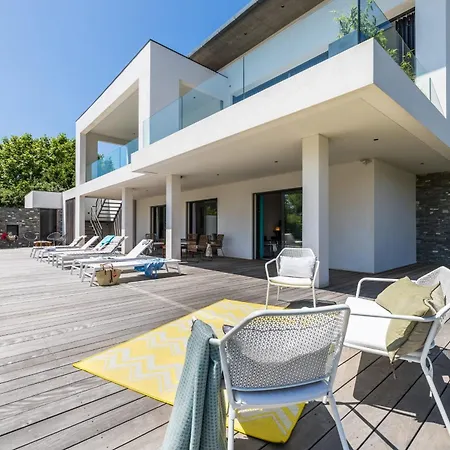 Lakeview-keyweek-villa - Swimming Pool Szálloda 4*